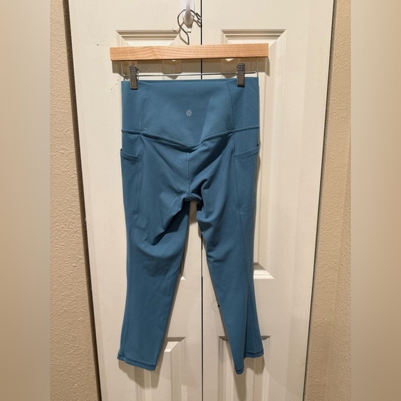 Athleta Salutation Stash Pocket II Capri PowerVita Blue , size Small Tall - Picture 3 of 9